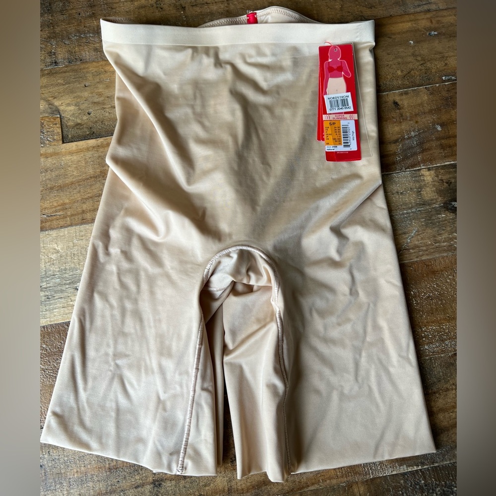 Spanx - NWT - Mid Thigh